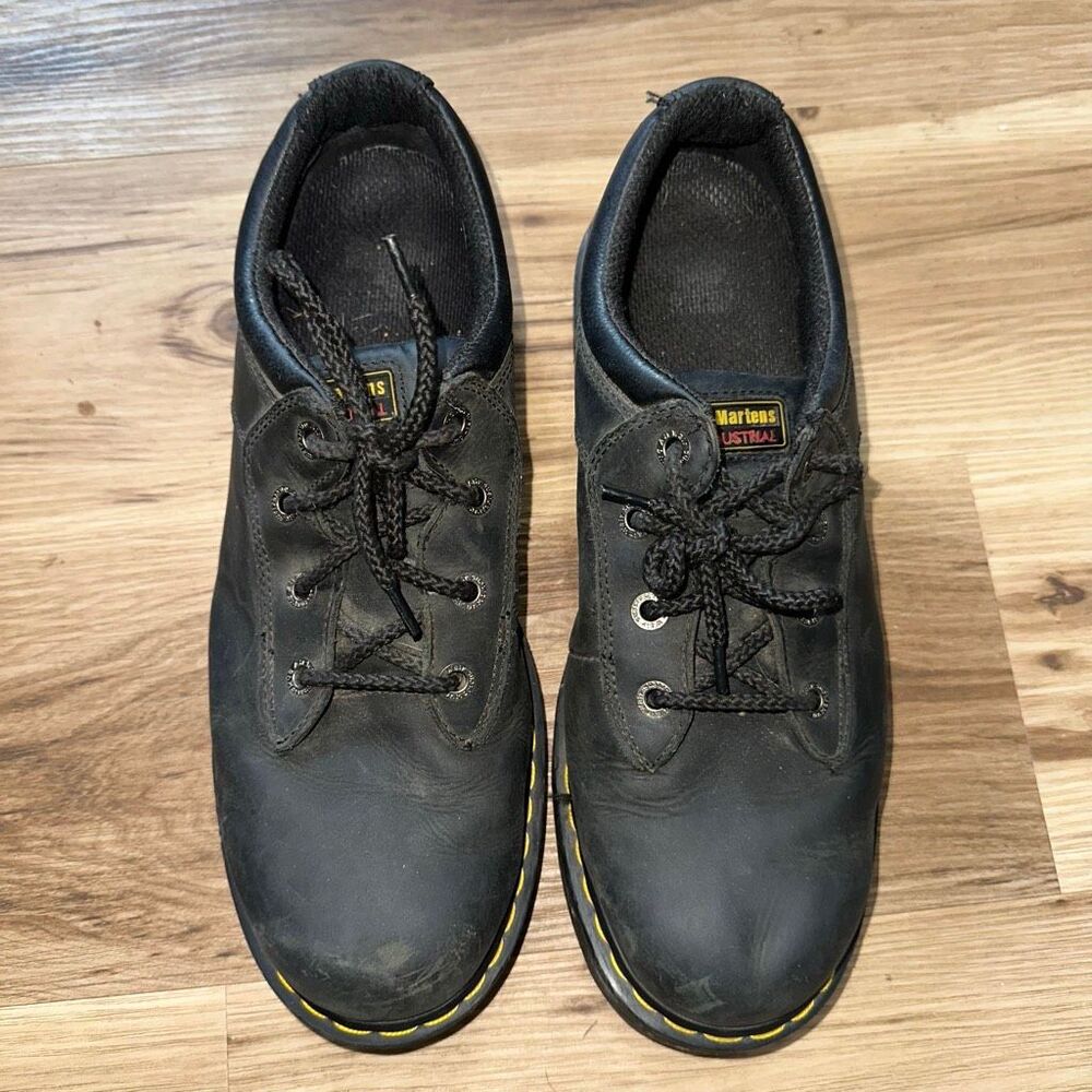 Dr Martens Industrial lug sole grunge black lace up boots